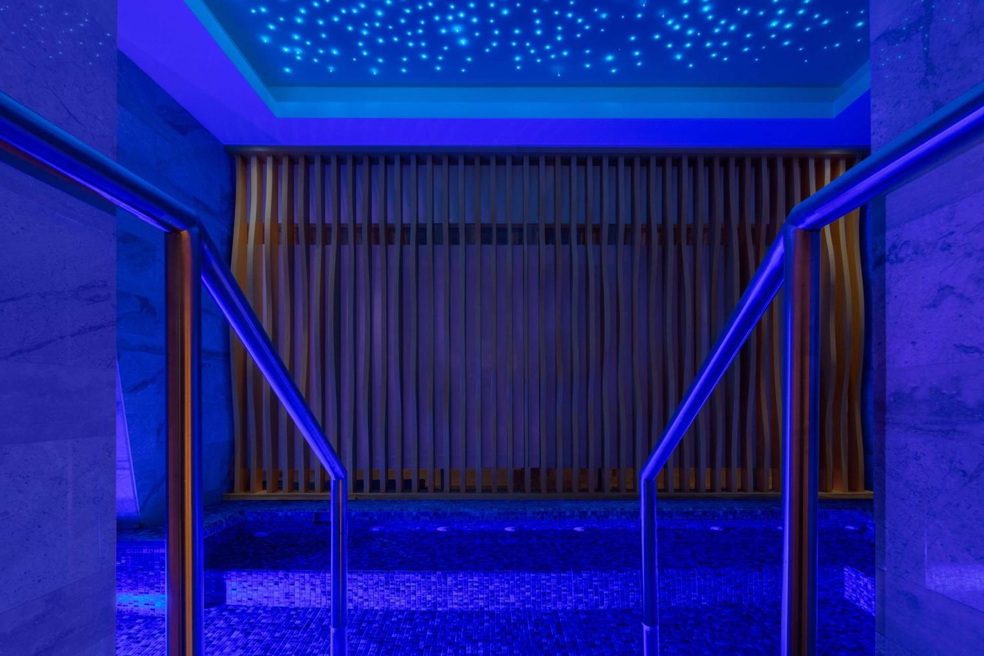 Hyatt Regency Riyadh Olaya Exterior foto The organ